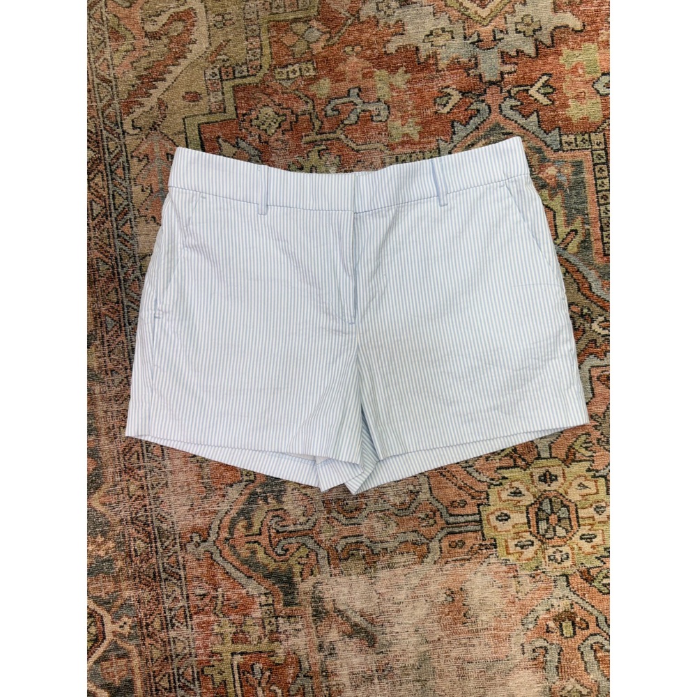 LOFT The Riviera Short Light Blue White Seersucker Striped Shorts Womens- Size 8